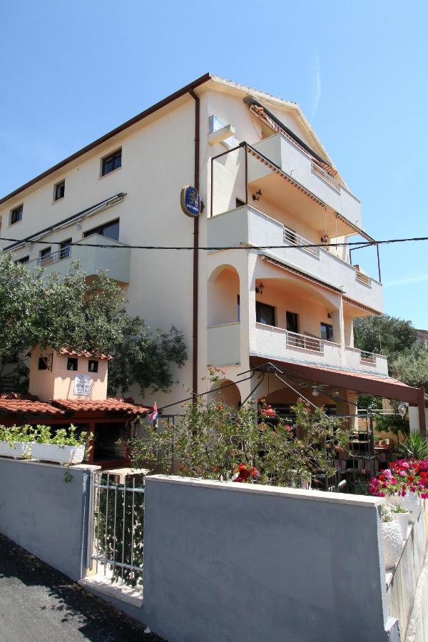 Pansion Ruzica Bed & Breakfast Trogir Luaran gambar