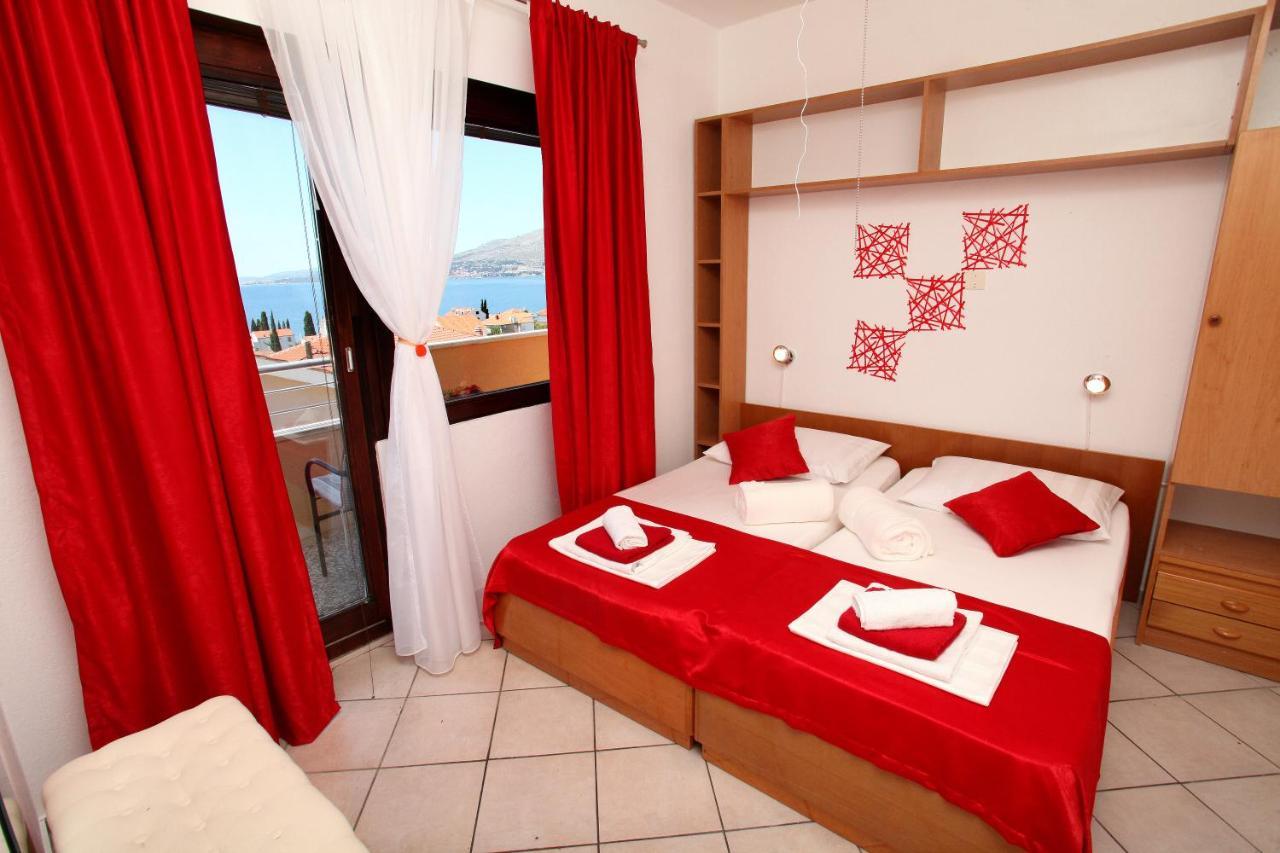 Pansion Ruzica Bed & Breakfast Trogir Luaran gambar